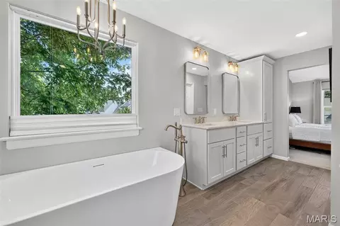 Bath - 522 Ironwood Dr, O'fallon, MO 63368 photo 6 of 9