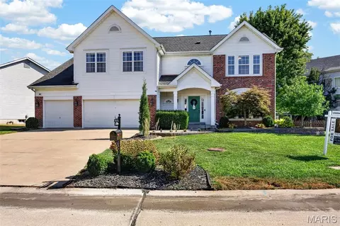Exterior - 522 Ironwood Dr, O'fallon, MO 63368 photo 2 of 10