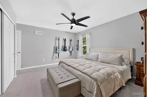 Bedroom - 522 Ironwood Dr, O'fallon, MO 63368 photo 5 of 9
