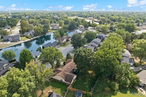View/Area - 1027 Shadow Ridge Xing, O'fallon, IL 62269 photo 2 of 2