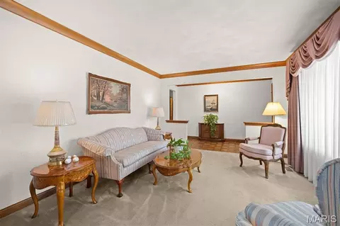 Living - 1027 Shadow Ridge Xing, O'fallon, IL 62269 photo 1 of 5