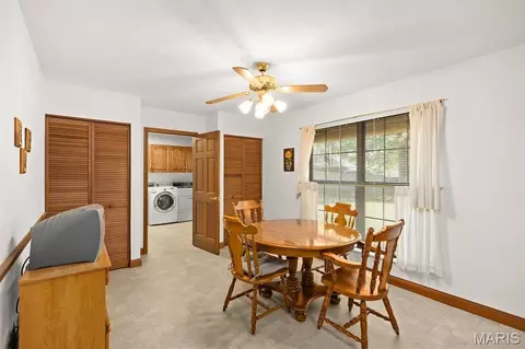 Dining - 1027 Shadow Ridge Xing, O'fallon, IL 62269 photo 3 of 5