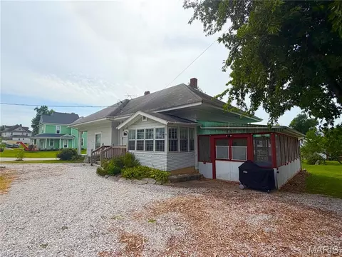 Other - 409 E Salling St, Perry, MO 63462 photo 1 of 8