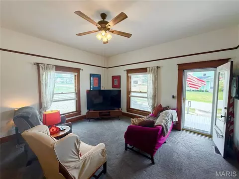 Other - 409 E Salling St, Perry, MO 63462 photo 2 of 8