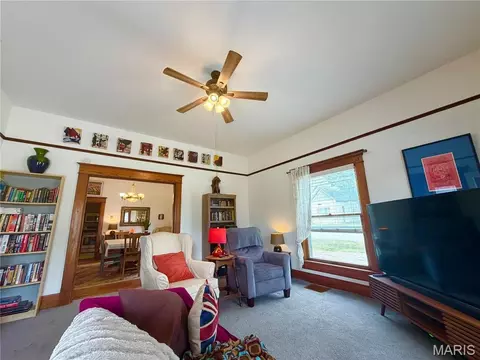 Living - 409 E Salling St, Perry, MO 63462 photo 2 of 2