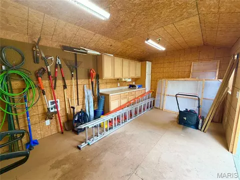 Other - 409 E Salling St, Perry, MO 63462 photo 7 of 8