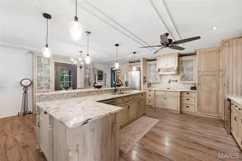 Kitchen - 6020 Lafayette Dr, Weldon Spring, MO 63304 photo 5 of 11
