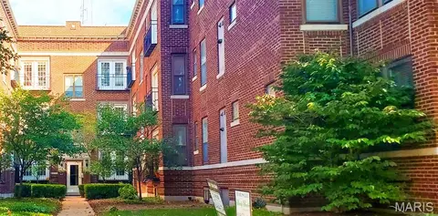 5677 Waterman #32, Saint Louis, MO 63112