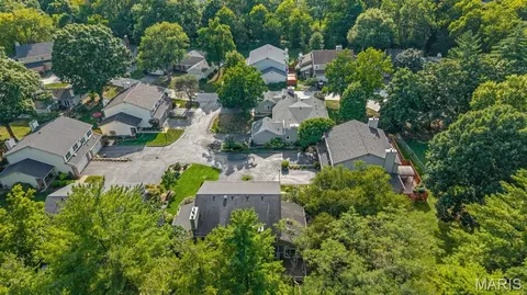View/Area - 718 Turtle Cv, Ballwin, MO 63011 photo 1 of 3