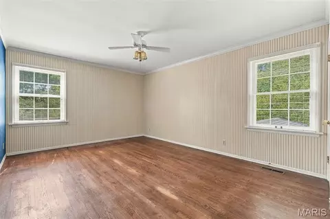 Bedroom - 2073 Willow Leaf Dr, Frontenac, MO 63131 photo 7 of 8
