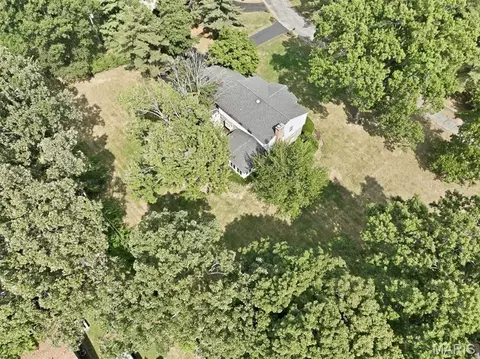 View/Area - 2073 Willow Leaf Dr, Frontenac, MO 63131 photo 2 of 2