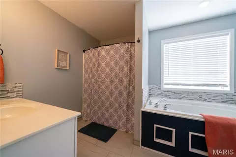 Bath - 830 S Central St, Centralia, MO 65240 photo 1 of 4