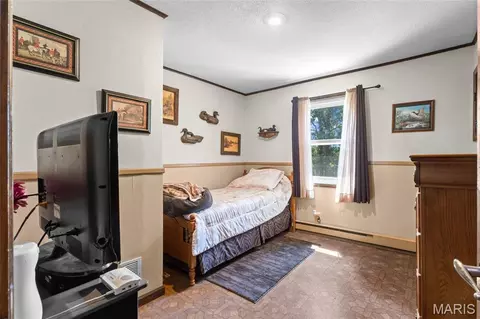 Bedroom - 1466 Neff Rd, Saint Clair, MO 63077 photo 3 of 6