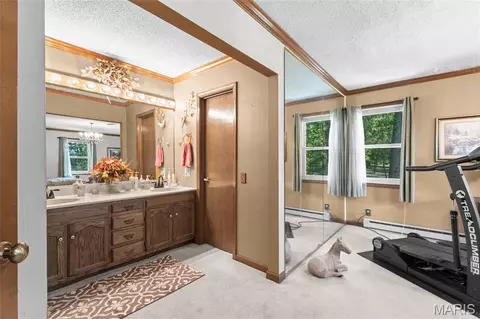 Entry Way - 1466 Neff Rd, Saint Clair, MO 63077 photo 2 of 2