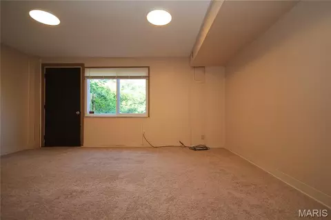 Living - 35 Tower Hill Ct, Olivette, MO 63132 photo 9 of 9