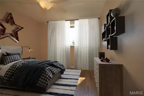 Bedroom - 35 Tower Hill Ct, Olivette, MO 63132 photo 7 of 12