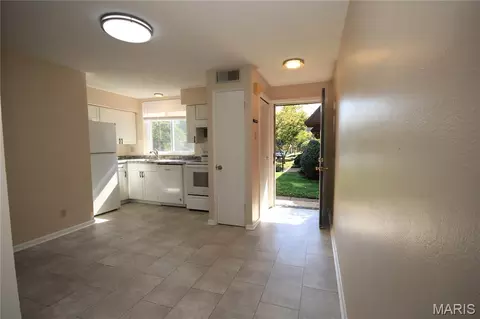 Other - 35 Tower Hill Ct, Olivette, MO 63132 photo 1 of 4