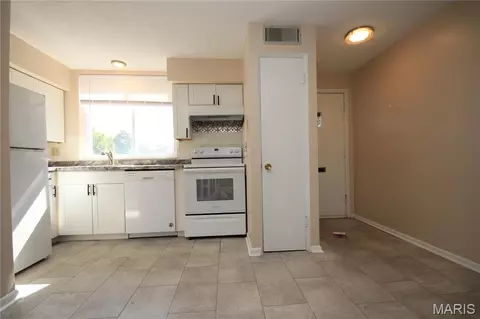 Kitchen - 35 Tower Hill Ct, Olivette, MO 63132 photo 1 of 1