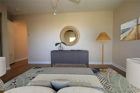 Bedroom - 35 Tower Hill Ct, Olivette, MO 63132 photo 3 of 12