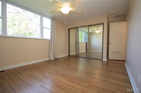 Bedroom - 35 Tower Hill Ct, Olivette, MO 63132 photo 6 of 12