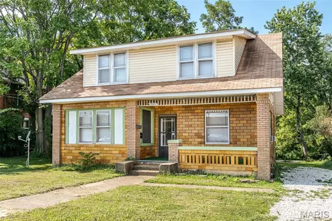 Exterior - 345 E Springfield Ave, Saint Clair, MO 63077 photo 4 of 7