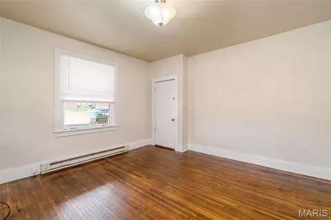Living - 345 E Springfield Ave, Saint Clair, MO 63077 photo 1 of 7
