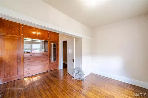 Bedroom - 345 E Springfield Ave, Saint Clair, MO 63077 photo 3 of 7