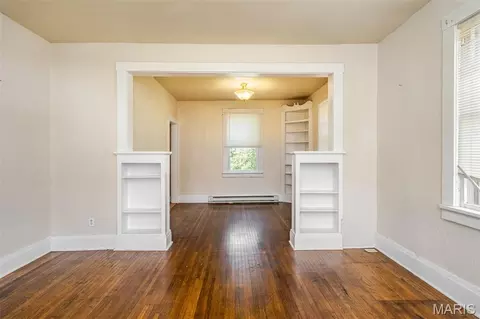Living - 345 E Springfield Ave, Saint Clair, MO 63077 photo 4 of 7