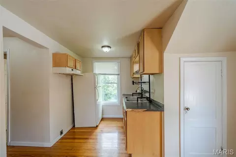 Kitchen - 345 E Springfield Ave, Saint Clair, MO 63077 photo 3 of 3