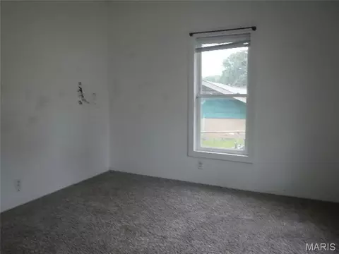 Bedroom - 412 1st St, Mokane, MO 65059 photo 1 of 2