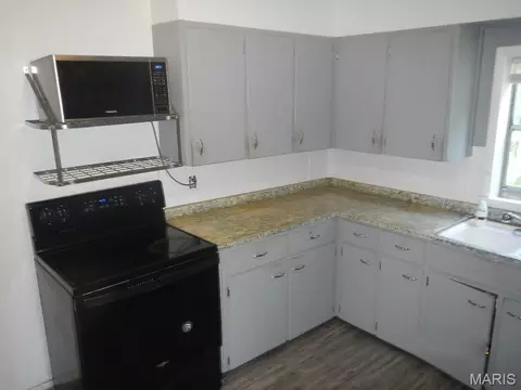 Kitchen - 412 1st St, Mokane, MO 65059 photo 2 of 2