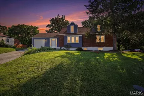 Exterior - 9316 Sappington Rd, Sappington, MO 63126 photo 9 of 10
