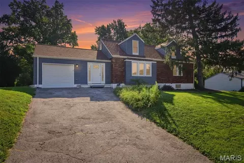Exterior - 9316 Sappington Rd, Sappington, MO 63126 photo 10 of 10