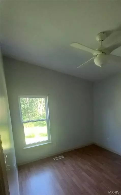 Bedroom - 22287 Muse Rd, Wright City, MO 63390 photo 6 of 7