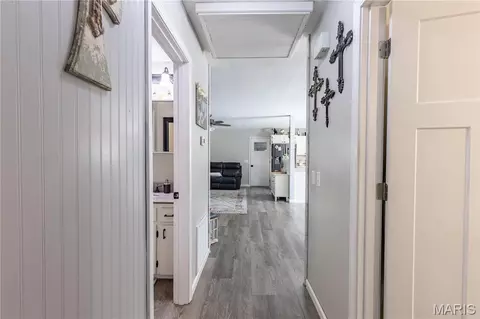 Entry Way - 825 Albert St, Dexter, MO 63841 photo 3 of 5