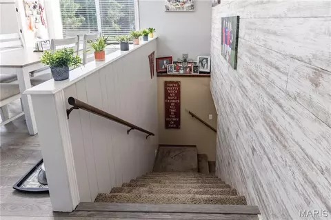Entry Way - 825 Albert St, Dexter, MO 63841 photo 2 of 5
