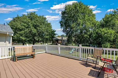 Exterior - 264 Brougham Dr, O'fallon, MO 63368 photo 3 of 9