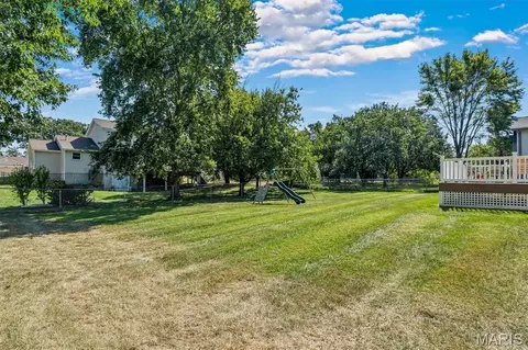 Exterior - 264 Brougham Dr, O'fallon, MO 63368 photo 7 of 9