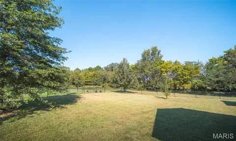 Exterior - 1203 Aster Ct, Saint James, MO 65559 photo 6 of 6