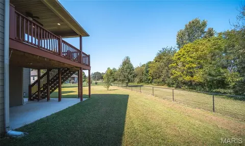 Exterior - 1203 Aster Ct, Saint James, MO 65559 photo 4 of 6