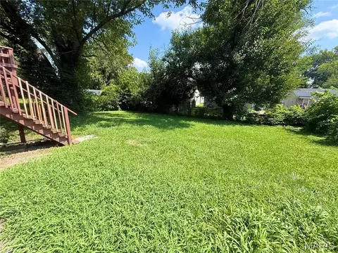 Exterior - 6122 Jackson Ave, Berkeley, MO 63134 photo 2 of 2