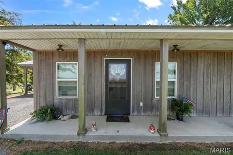 Exterior - 425 County Highway 454, Steele, MO 63877 photo 5 of 11