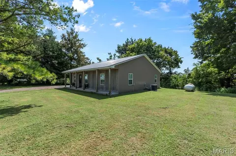 Exterior - 425 County Highway 454, Steele, MO 63877 photo 3 of 11