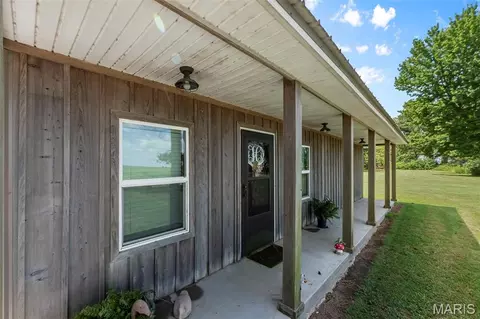 Exterior - 425 County Highway 454, Steele, MO 63877 photo 2 of 11