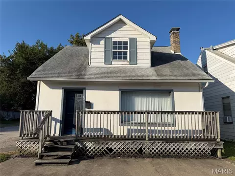 1608 W Main St, Belleville, IL 62220