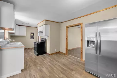 Entry Way - 814 Hudson St, Kennett, MO 63857 photo 3 of 4