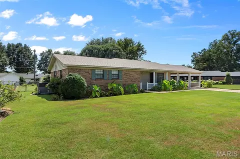Exterior - 2117 Holly Ave, Kennett, MO 63857 photo 4 of 13