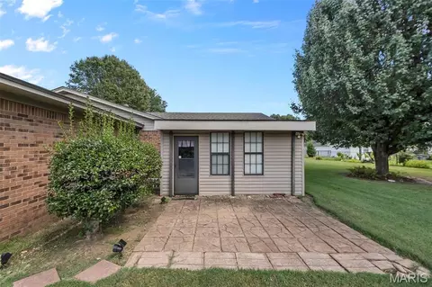 Exterior - 2117 Holly Ave, Kennett, MO 63857 photo 11 of 13