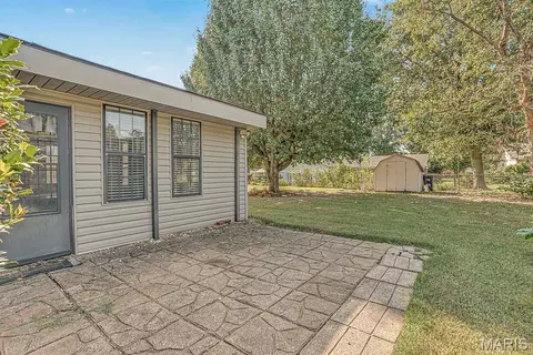 Exterior - 2117 Holly Ave, Kennett, MO 63857 photo 6 of 8