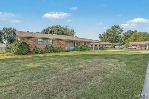 Exterior - 2117 Holly Ave, Kennett, MO 63857 photo 4 of 8